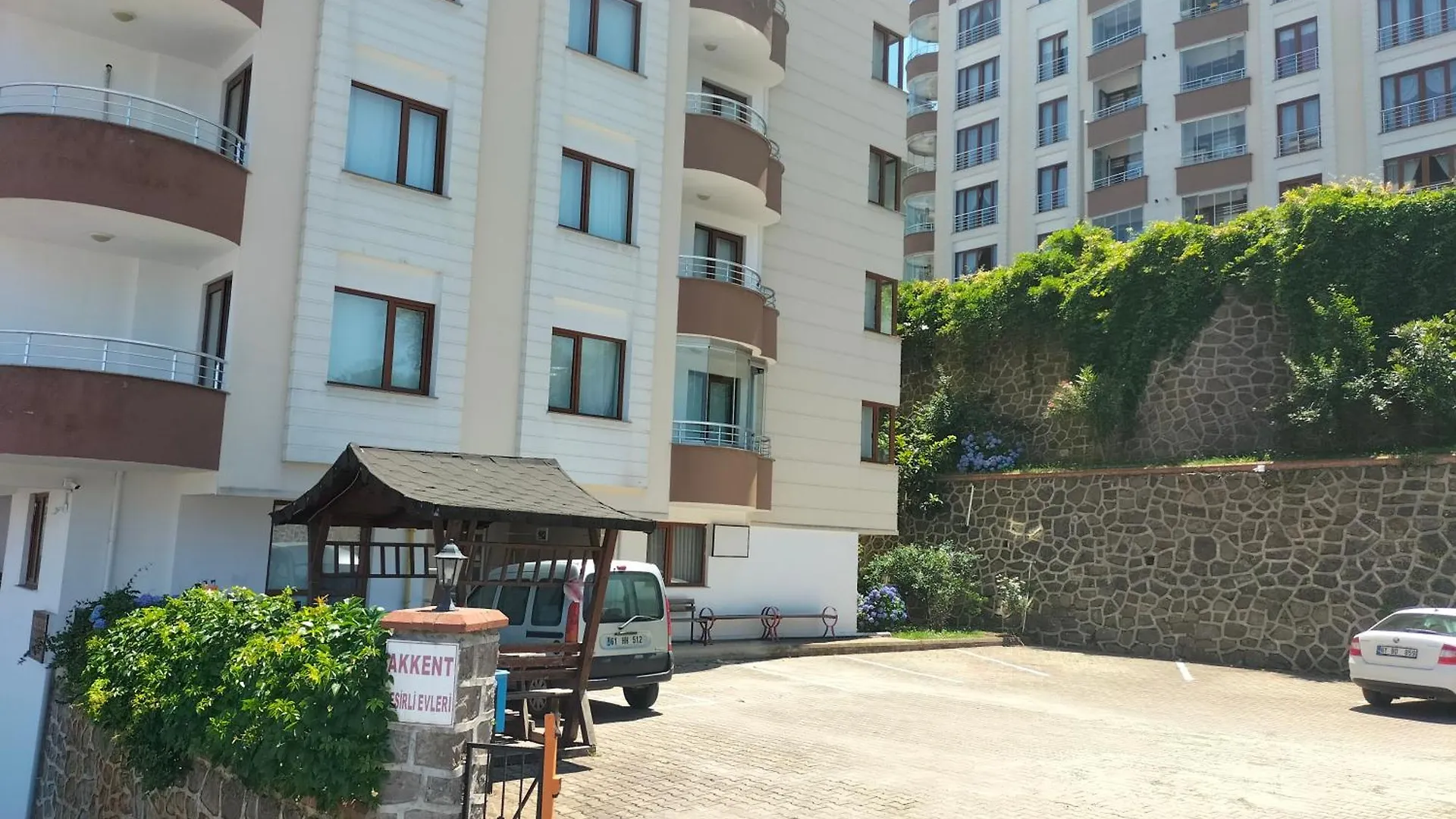 トラブゾンAkkent Besirli Evleriアパートメント